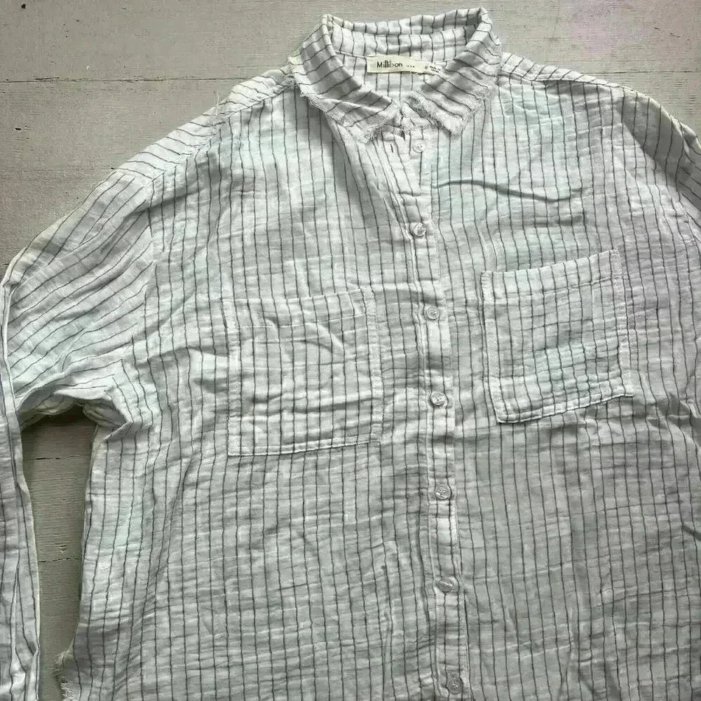 Millibon Long Sleeve ButtonUp W/ Blue Grey Stripes Gauze Textured Frayed Bottom - Picture 2 of 10